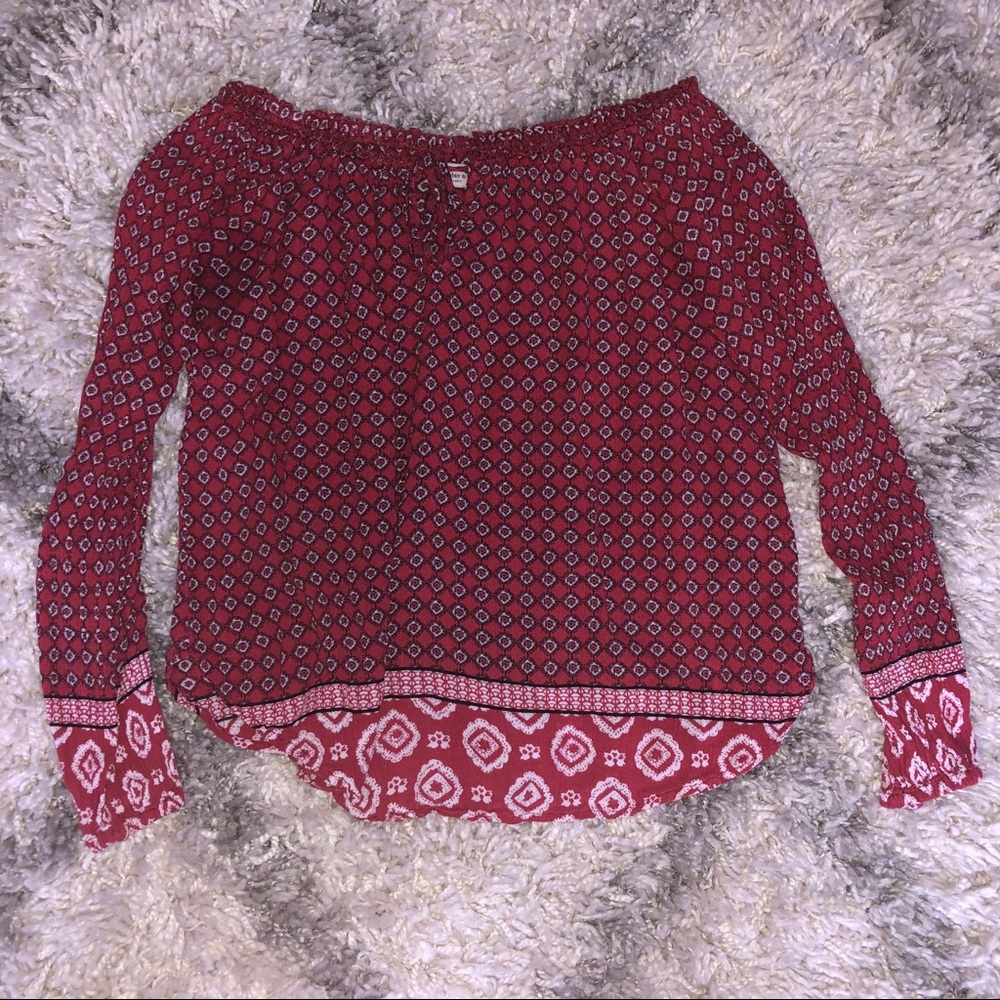 Abercrombie size small off the shoulder top